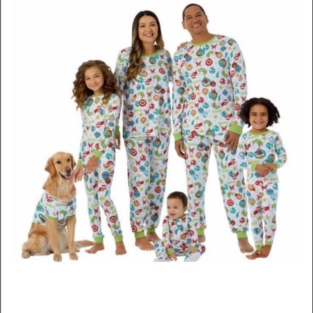 Dr. Seuss The Grinch Pajama dog Top with Green and White